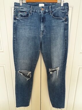 MOTHER - Distressed High Waisted Looker Ankle Fray in Spice it Up